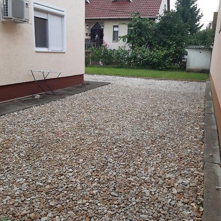 Apartamento Sasfeszek Hajdúszoboszló Exterior foto