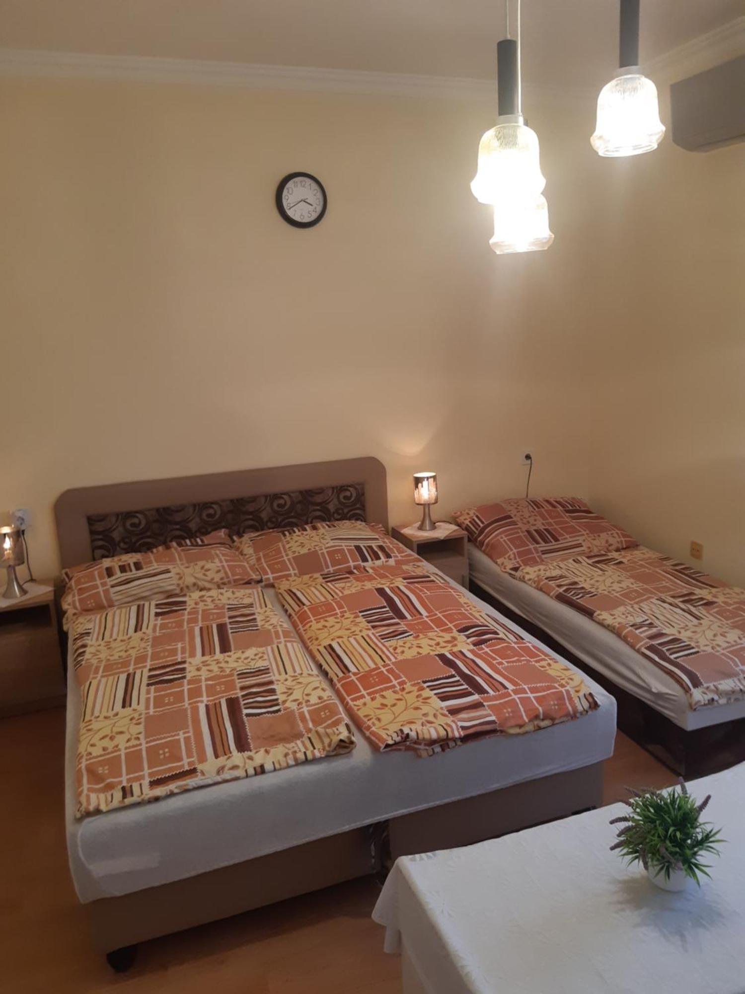 Apartamento Sasfeszek Hajdúszoboszló Exterior foto